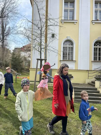 Březen 2026