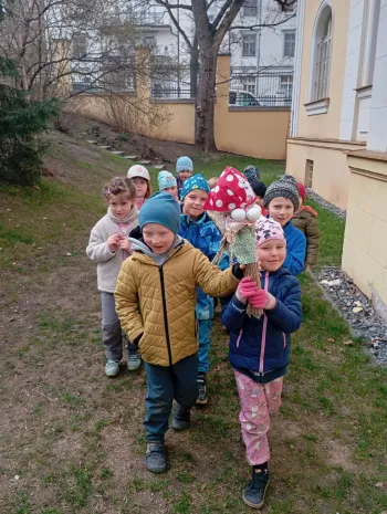 Březen 2026